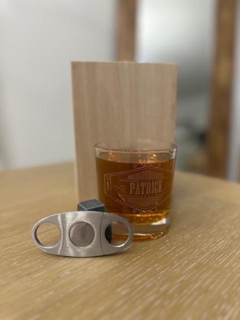Whisky and Cigar Gift Set Engraved Made