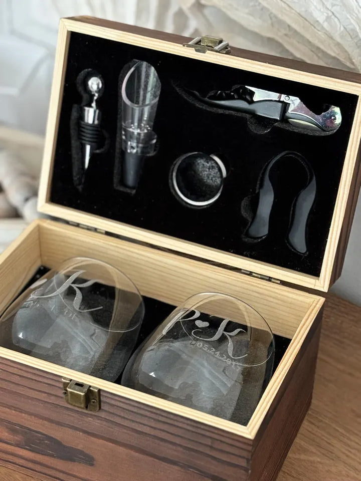 Personalized Wine Glass Set, Anniversary Gift, Wedding Gift for Couple, Engraved Wine Box Gift, Personalized Wine Box Gift Set, Wine Glasses